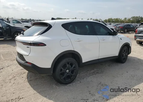 2024 Dodge Hornet Gt z USA, uszkodzony, nr VIN ZACNDFAN3R3A39400